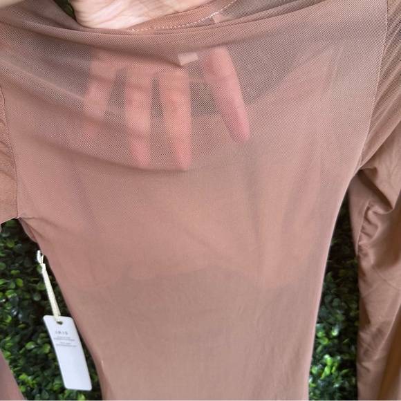 Nwt Sheer brown Ruched  sheer sleeve and back Long Sleeve Bodysuit nwt - Picture 6 of 8